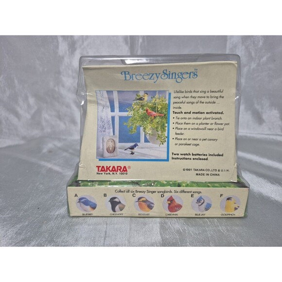 Vintage Breezy Singers Bluebird Takara Sings & Moves Motion Detected New Old - Picture 7 of 10